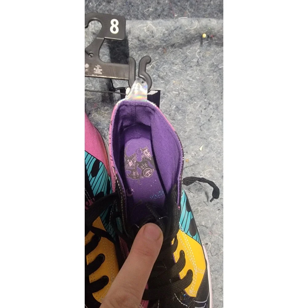 Ground Up Tim Burton's The Nightmare Before Christmas‎ Tennis Shoes Size 8